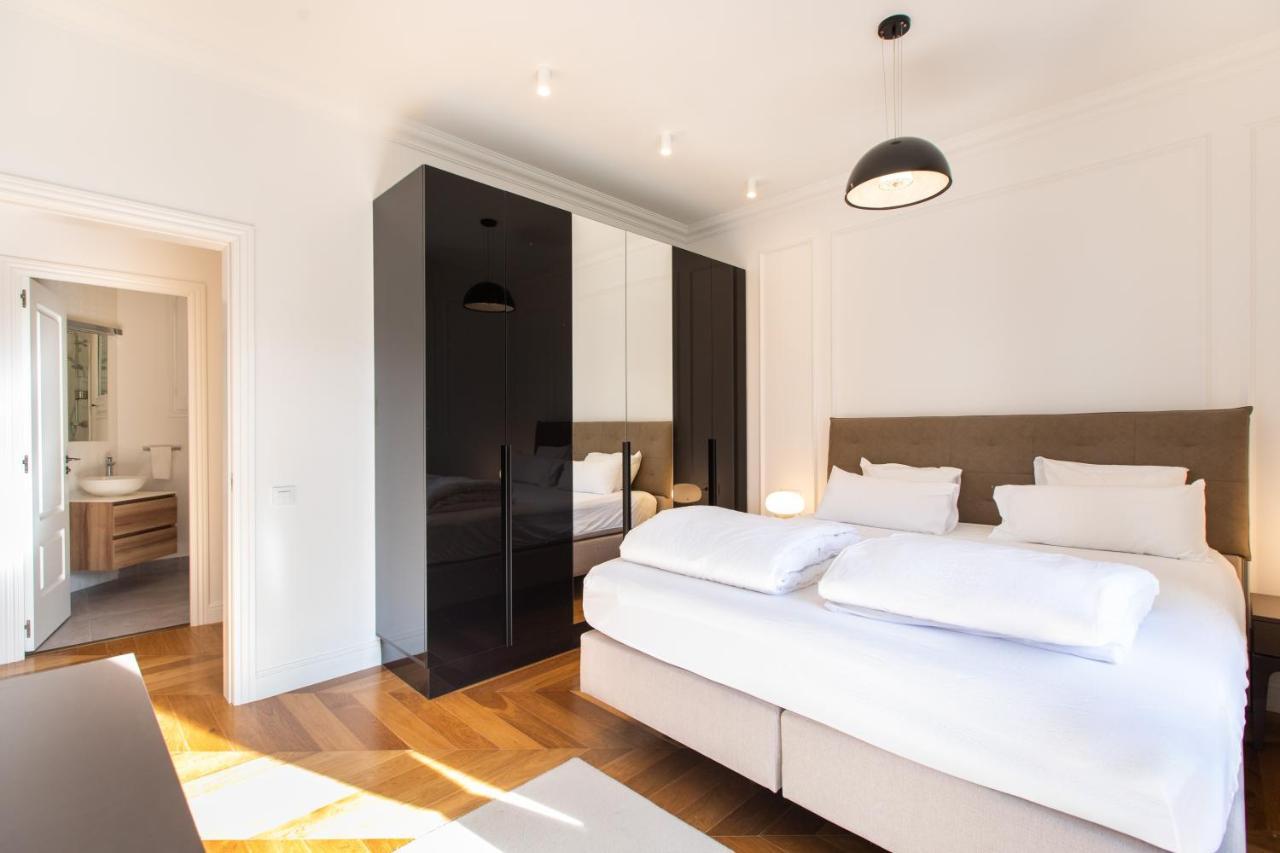 Majestic 4Br/4Bath Apartment In Sagrada Familia Area Барселона Екстер'єр фото