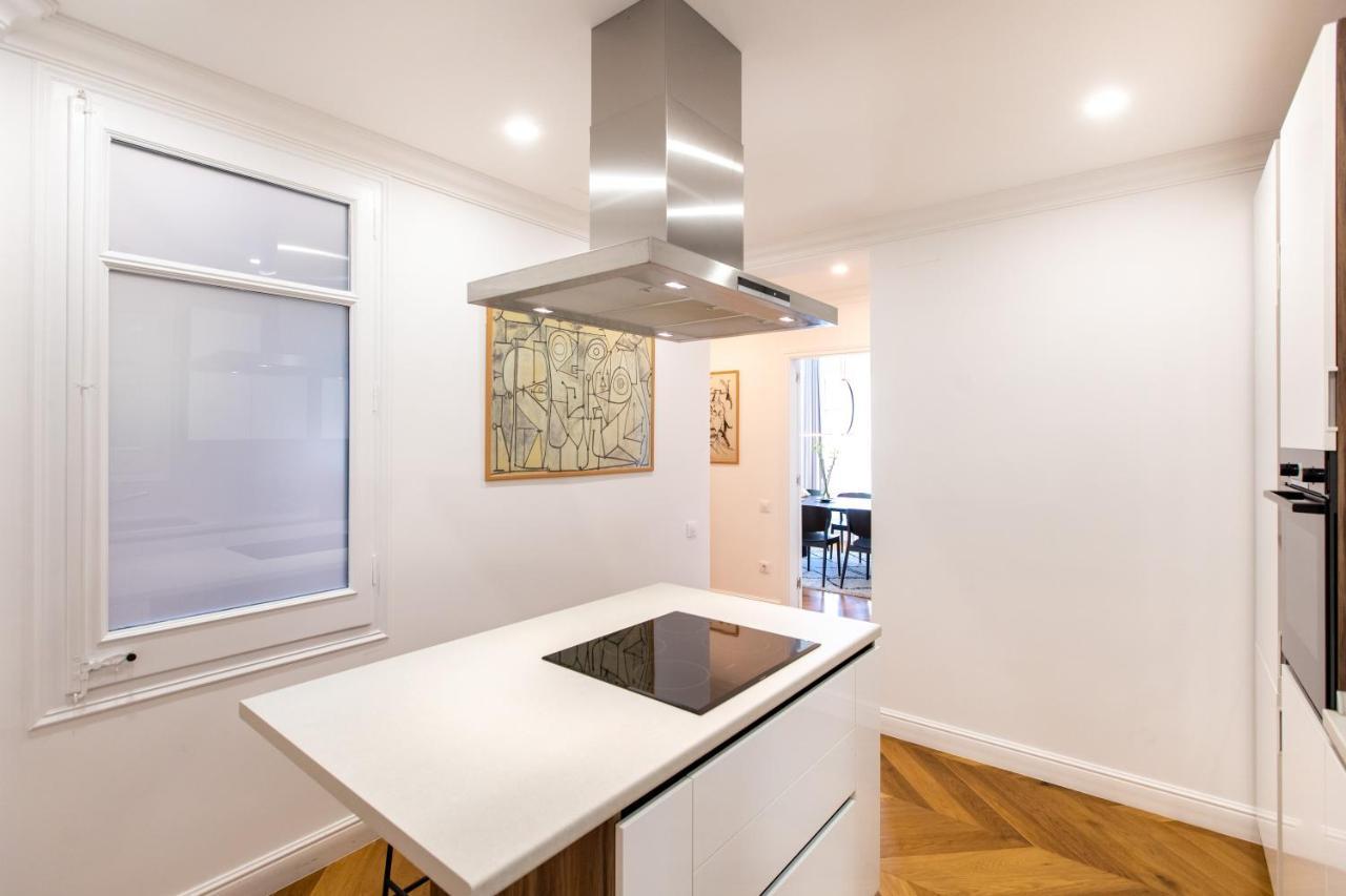 Majestic 4Br/4Bath Apartment In Sagrada Familia Area Барселона Екстер'єр фото